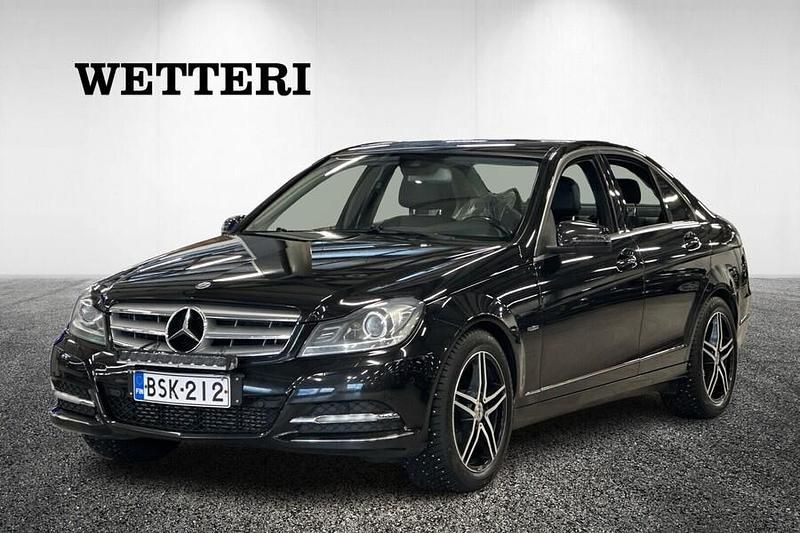 Musta Käytetty 2011 Mercedes C180 Avantgarde Sedan | 7 790 € (Perustarjous) - Kuva 1/4