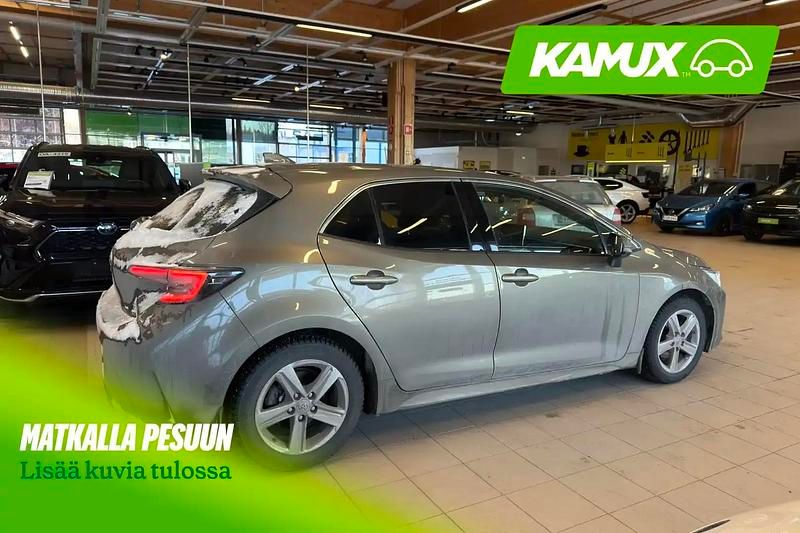 Käytetty Toyota Corolla Edition 122 HP (89 kW) 2023 Viistoperä