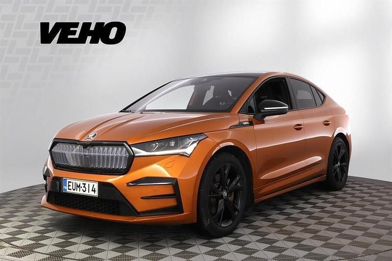 Käytetty Skoda Enyaq iV RS 219 kW (299 HP) 2023 Oranssi Katumaasturi