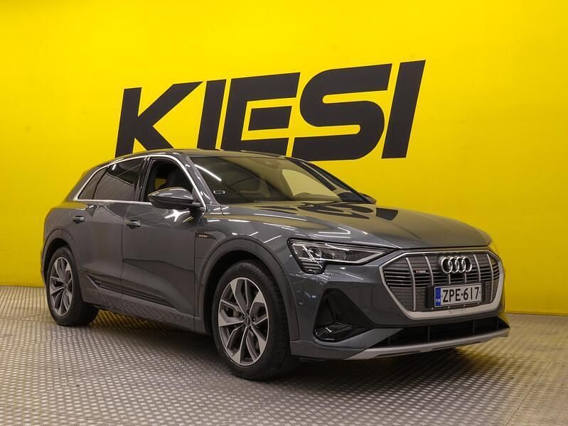 Käytetty 2021 Audi e-tron S-Line Katumaasturi | 36 380 € (Perustarjous) - Kuva 1/3