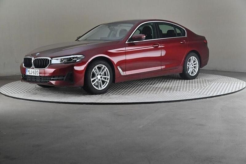 Käytetty 2022 BMW 520 Sedan | 33 500 € (Perustarjous) - Kuva 1/4