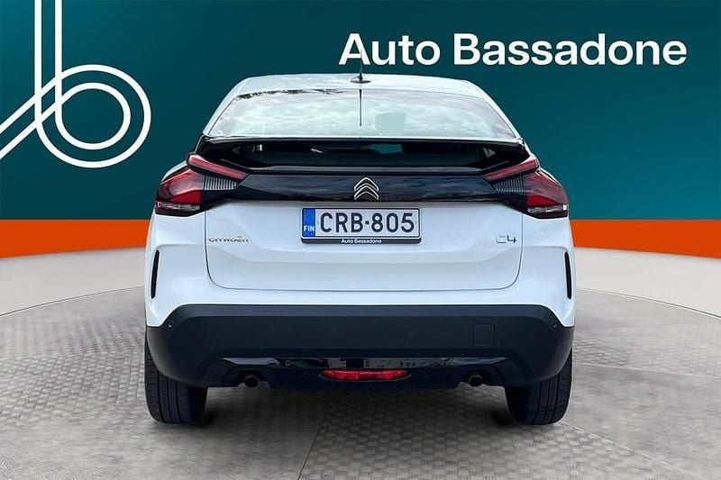 Käytetty Citroën C4 Feel 131 HP (96 kW) 2022 Viistoperä