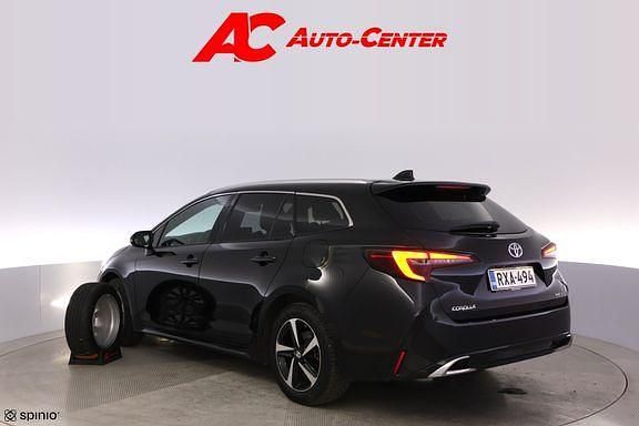 Käytetty Toyota Corolla Anniversary 140 HP (102 kW) 2024 Musta 209 Farmari