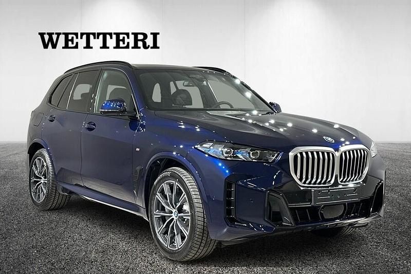 Uusi BMW X5 M Sport 490 HP (360 kW) 2025 Sininen Katumaasturi