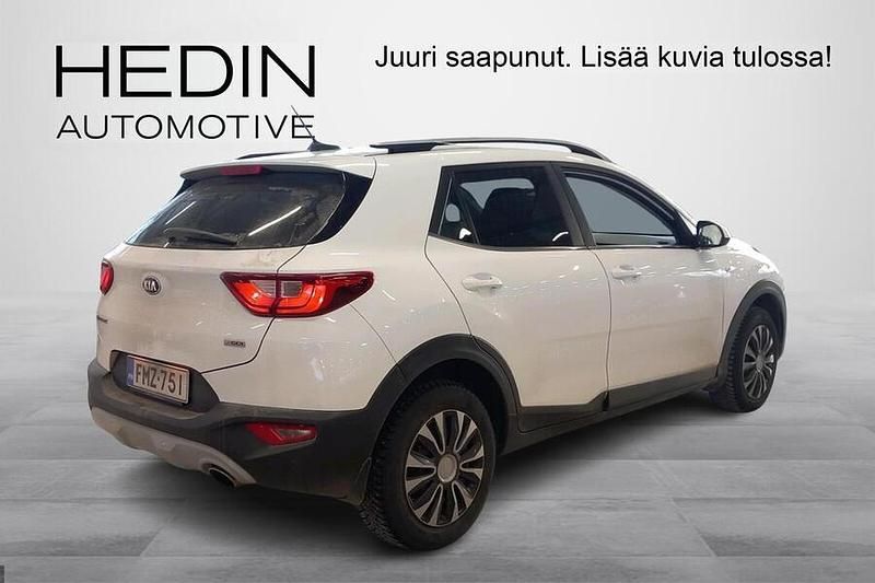 Käytetty Kia Stonic EX 120 HP (88 kW) 2018 Valkoinen Katumaasturi