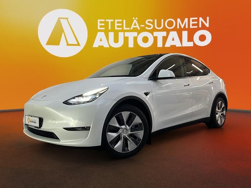 Käytetty Tesla Model Y 378 kW (514 HP) 2023 Valkoinen Katumaasturi