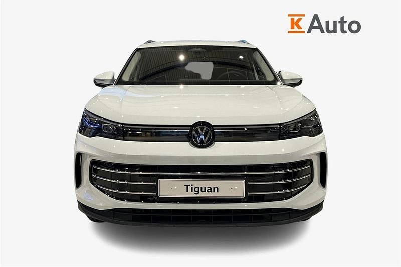Uusi VW Tiguan Elegance 201 HP (147 kW) 2026 Valkoinen Katumaasturi