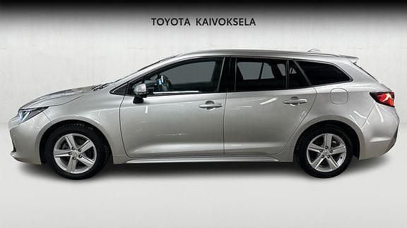 Käytetty Toyota Corolla Active 122 HP (89 kW) 2022 Hopea Farmari