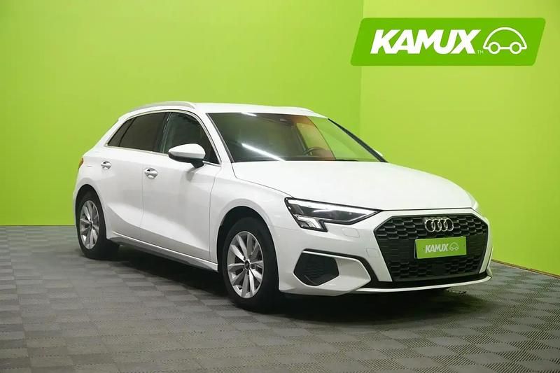 Valkoinen Käytetty 2023 Audi A3 Business Sedan | 20 700 € (Supertarjous) - Kuva 1/4
