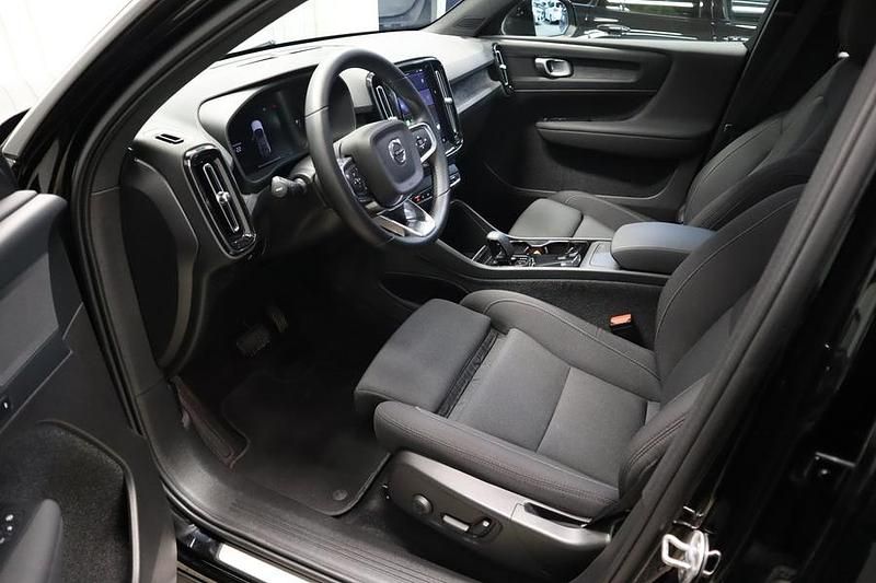 Käytetty Volvo C40 Plus 169 kW (231 HP) 2023 Musta Katumaasturi