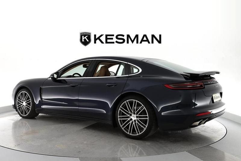 Käytetty Porsche Panamera 4S 422 HP (310 kW) 2017 Sedan