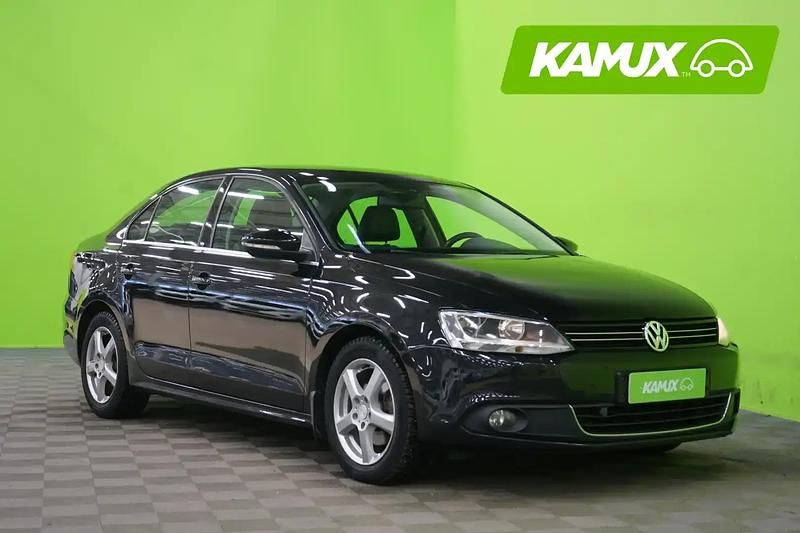 Musta Käytetty 2012 VW Jetta Highline Sedan | 5 900 € (Hyvä tarjous) - Kuva 1/4