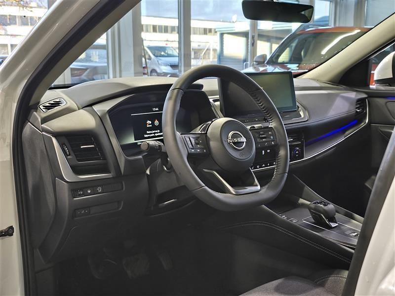 Käytetty Nissan Qashqai N-Connecta 158 HP (116 kW) 2024 Katumaasturi