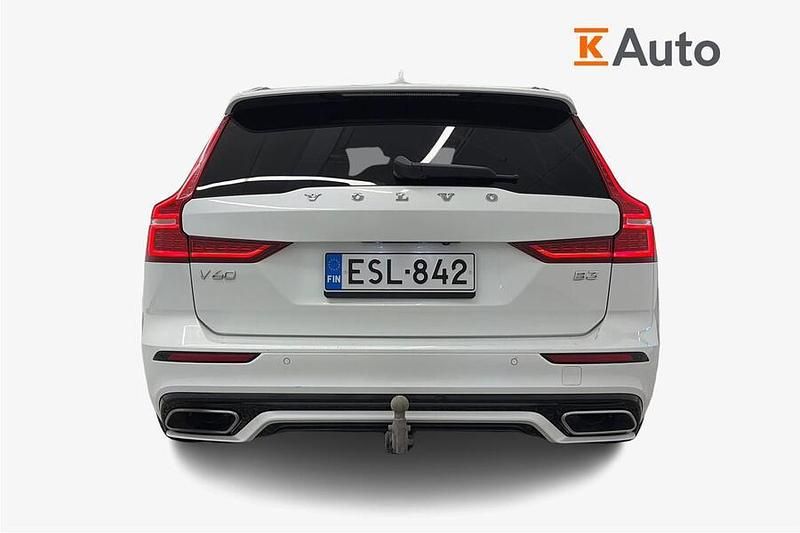 Käytetty Volvo V60 Business Edition 163 HP (119 kW) 2020 Met. valkoinen Farmari