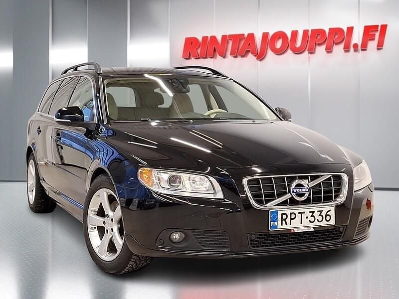 Käytetty Volvo V70 Business Edition 114 HP (83 kW) 2012 Musta Farmari