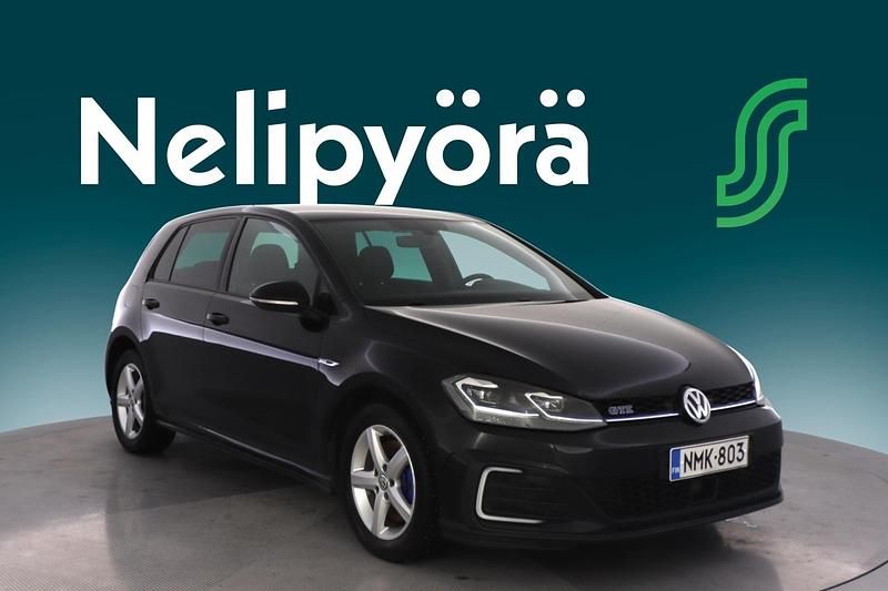 Käytetty VW Golf VII GTE 204 HP (150 kW) 2017 Musta Viistoperä