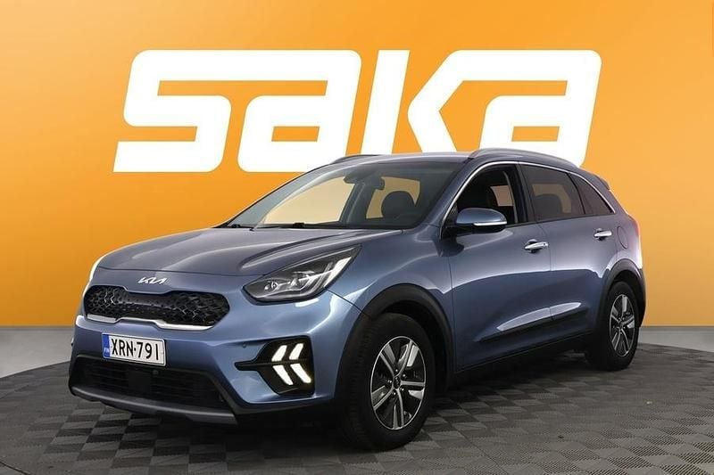 Käytetty Kia Niro Platinum 140 HP (102 kW) 2022 Katumaasturi