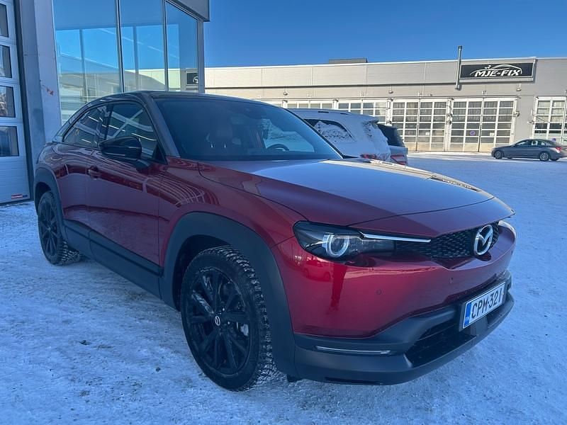 Käytetty Mazda MX30 Edition 2021 Punainen Katumaasturi