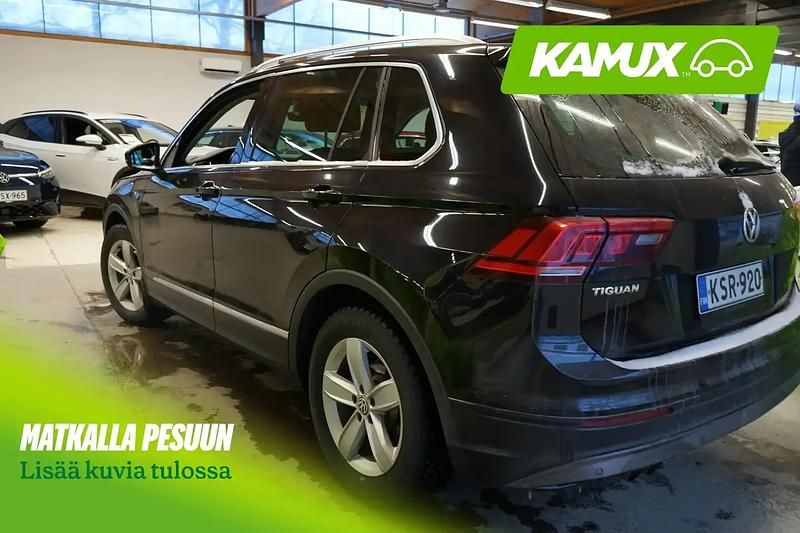 Käytetty VW Tiguan Comfortline 150 HP (110 kW) 2017 Musta Katumaasturi