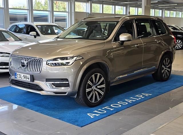 Käytetty 2020 Volvo XC90 Inscription Katumaasturi | 48 900 € (Perustarjous) - Kuva 1/4