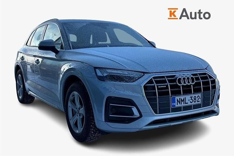Käytetty Audi Q5 Advanced Plus 299 HP (219 kW) 2021 Met. hopea Katumaasturi