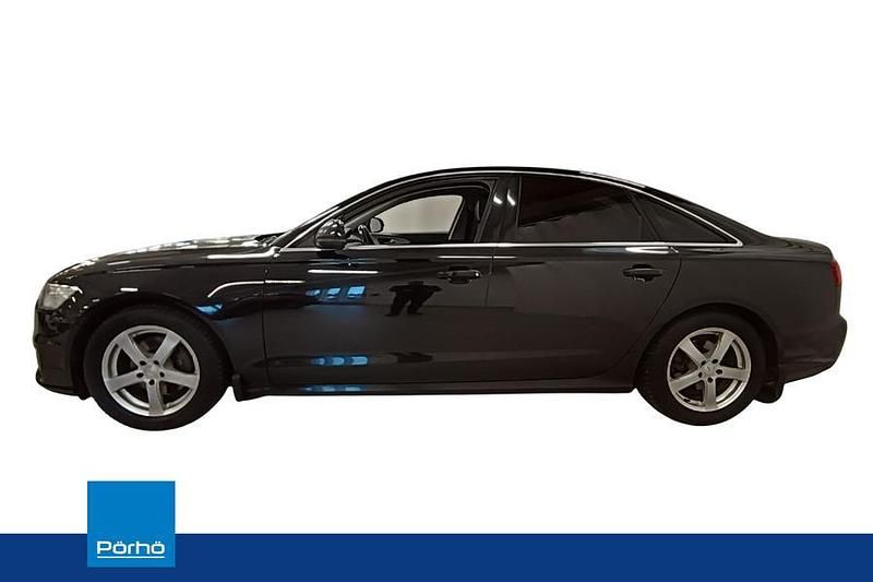 Käytetty Audi A6 Business 150 HP (110 kW) 2015 Musta Sedan
