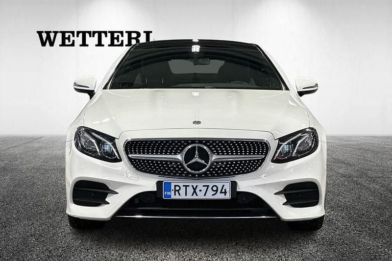 Käytetty Mercedes E220 AMG 194 HP (142 kW) 2019 Valkoinen Coupe - kaksiovinen