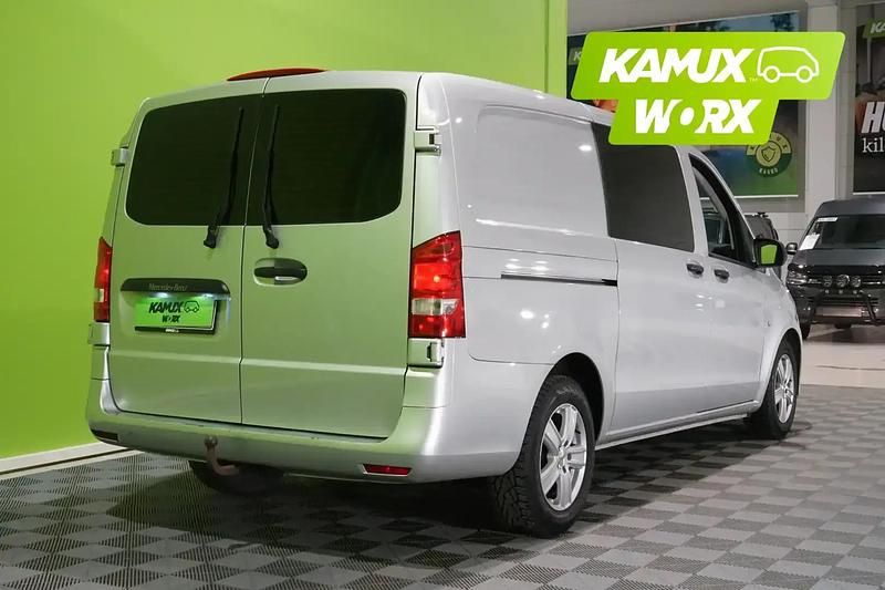 Käytetty Mercedes Vito 185 HP (136 kW) 2017 Hopea / harmaa Van