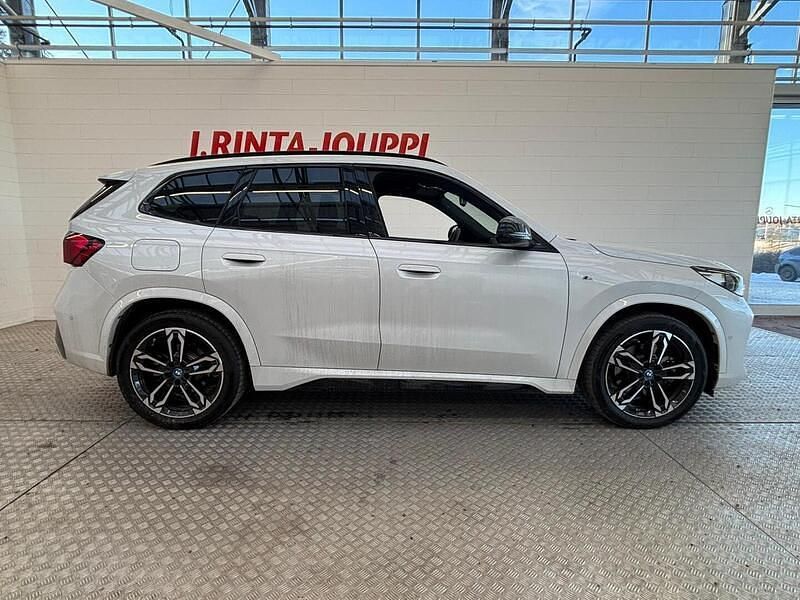 Käytetty BMW iX1 230 kW (313 HP) 2024 Katumaasturi