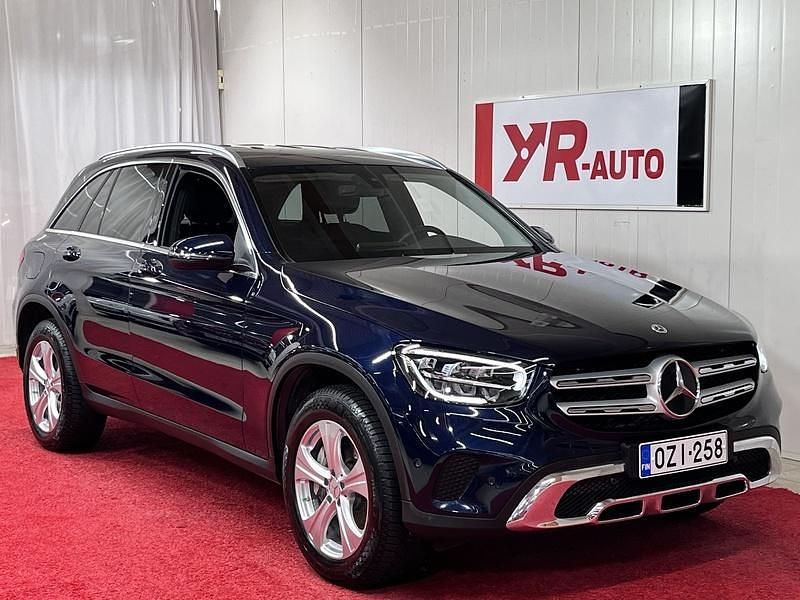 Käytetty 2022 Mercedes GLC300e Katumaasturi | 40 800 € (Hyvä tarjous) - Kuva 1/4