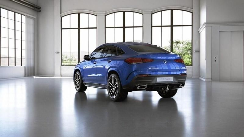 Käytetty Mercedes GLE350 AMG Line Premium Plus 194 HP (142 kW) 2021 Sininen Coupe - kaksiovinen