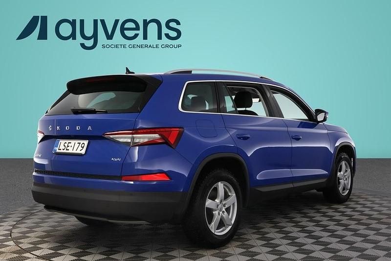 Käytetty Skoda Kodiaq Style 150 HP (110 kW) 2023 Sininen Katumaasturi
