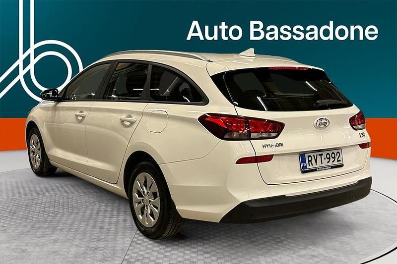 Käytetty Hyundai i30 Classic 109 HP (80 kW) 2024 Farmari