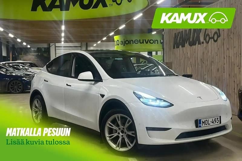 Valkoinen Käytetty 2023 Tesla Model Y Long Range AWD Katumaasturi | 32 880 € (Perustarjous) - Kuva 1/4