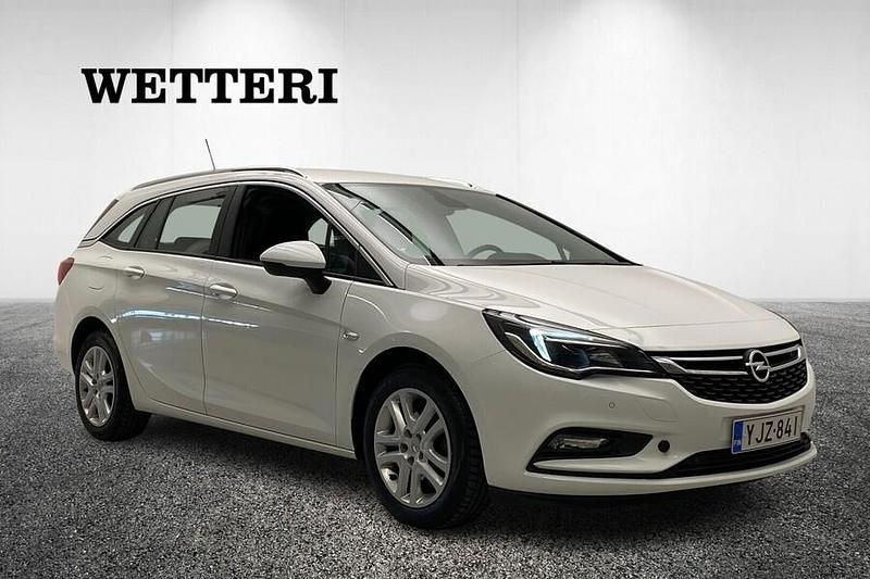 Valkoinen Käytetty 2018 Opel Astra Enjoy Farmari | 8 700 € (Hyvä tarjous) - Kuva 1/3