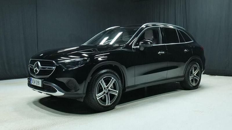 Käytetty 2024 Mercedes GLC300e Premium Katumaasturi | 62 900 € (Perustarjous) - Kuva 1/3