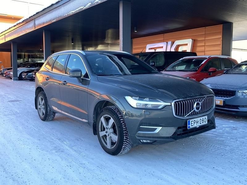 Käytetty Volvo XC60 Business Edition 190 HP (139 kW) 2018 Katumaasturi