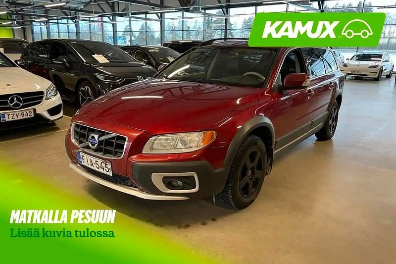 Käytetty Volvo XC70 Summum 222 HP (163 kW) 2011 Punainen Katumaasturi