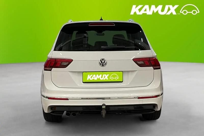 Käytetty VW Tiguan R-line 179 HP (131 kW) 2017 Valkoinen Katumaasturi