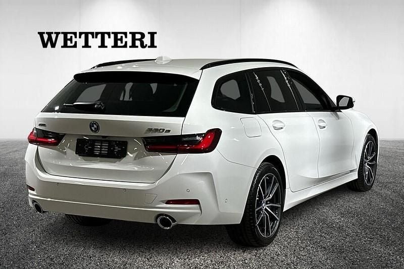 Uusi BMW 330e Comfort Edition 292 HP (214 kW) 2025 Farmari