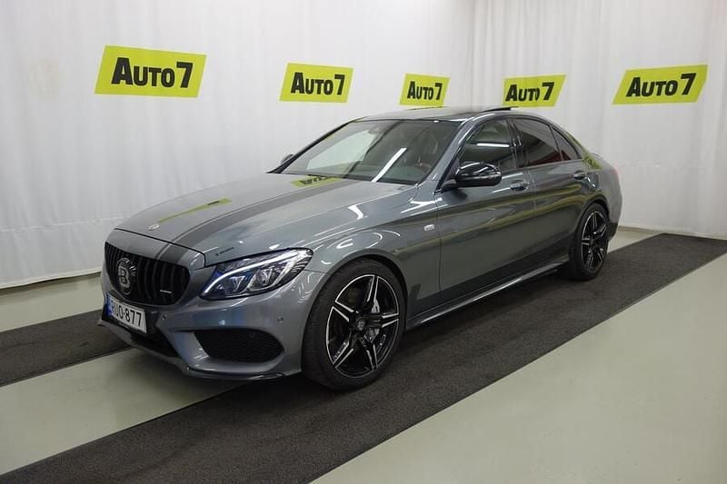 Harmaa Käytetty 2017 Mercedes C43 AMG AMG Sedan | 39 890 € - Kuva 1/4