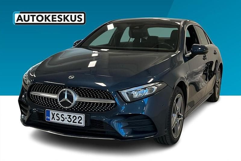 Sininen Käytetty 2020 Mercedes A250 Business Sedan | 25 790 € (Hyvä tarjous) - Kuva 1/3