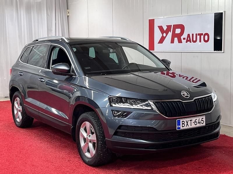 Käytetty Skoda Karoq Ambiente 116 HP (85 kW) 2019 Katumaasturi