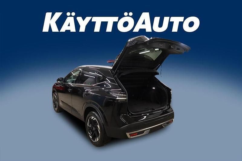 Uusi Nissan Qashqai N-Connecta 158 HP (116 kW) 2025 Katumaasturi