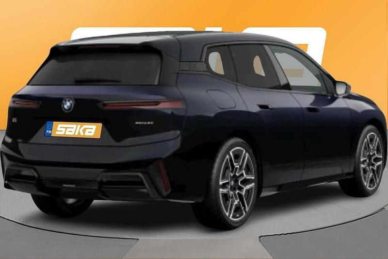 Käytetty BMW iX M Sport 400 kW (544 HP) 2025 Katumaasturi