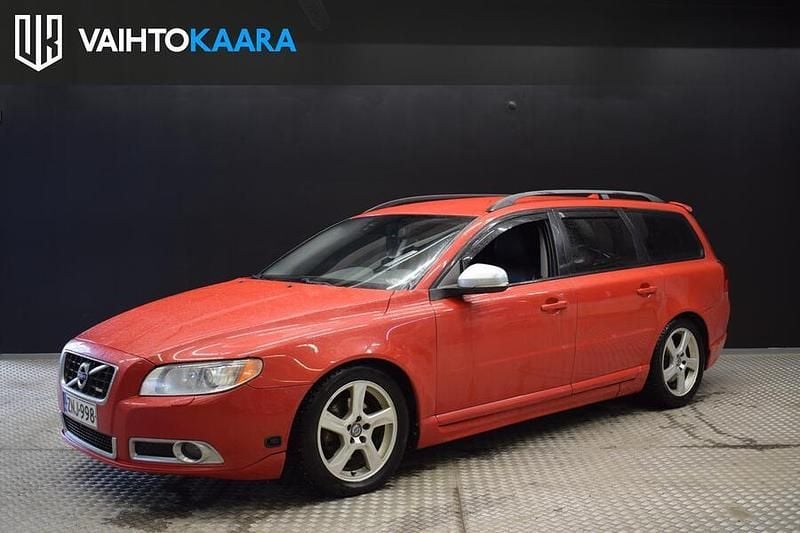 Käytetty Volvo V70 R-Design 163 HP (119 kW) 2013 Farmari