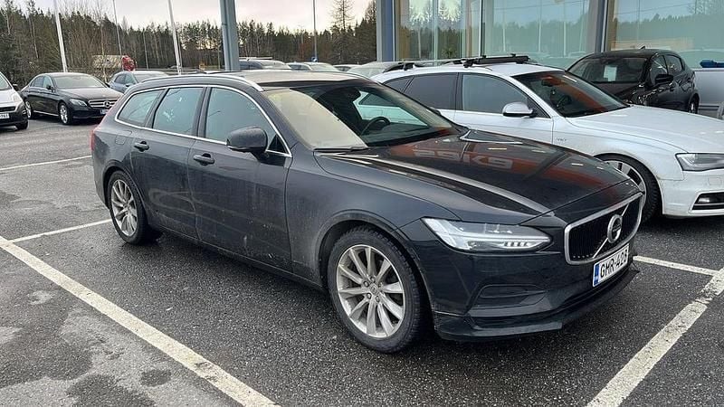 Käytetty 2017 Volvo V90 Business Edition Farmari | 18 880 € (Hyvä tarjous) - Kuva 1/4