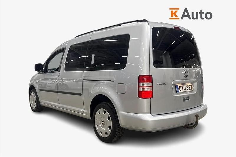 Käytetty VW Caddy Maxi Trendline 102 HP (75 kW) 2012 Tila-auto