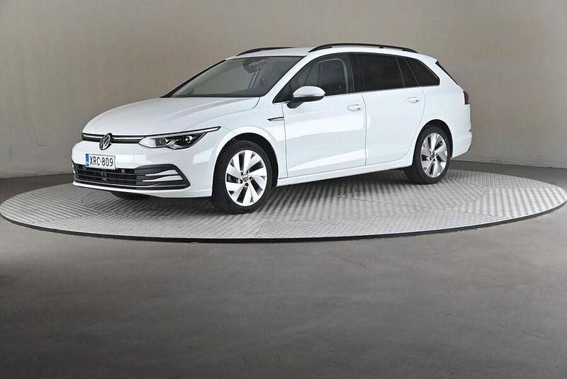 Käytetty 2022 VW Golf VIII Business Farmari | 24 700 € (Hieman kallis) - Kuva 1/4