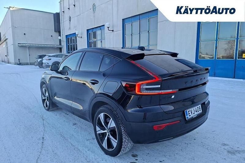 Käytetty Volvo EC40 Performance 325 kW (442 HP) 2025 Musta Katumaasturi